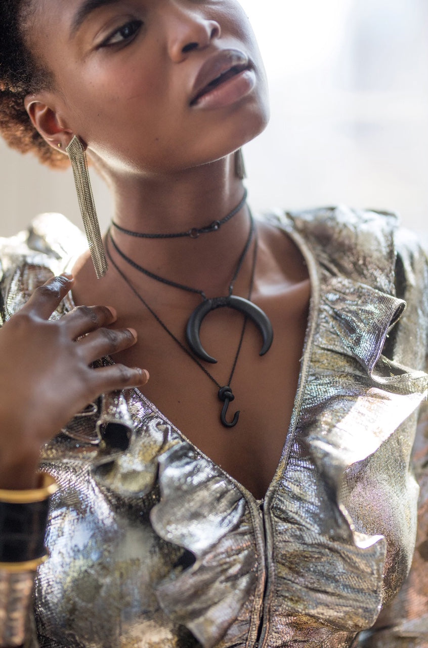 Double Horn Pendant Black with Black Seasnake Inlay