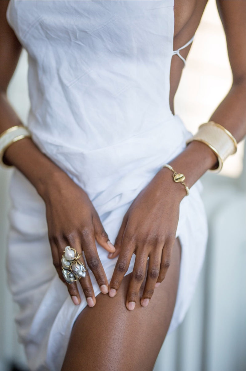 Double Pearl Ring White