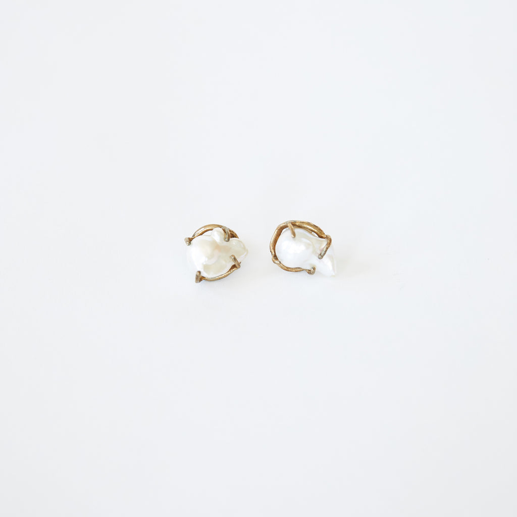 Pearl Stud Earring White